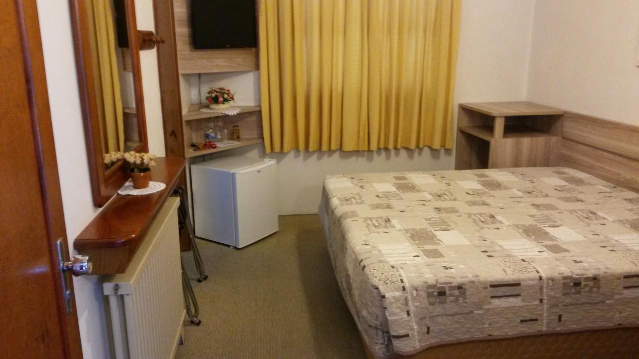 Hotel San Carlos Carlos Barbosa Eksteriør bilde